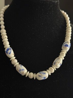 Vintage Glass White Silver Tone Necklace with blues and browns READ DESCRIPTION